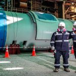 Horno rotatorio de Codelco siendo trasladado al interior de la refinería Ventanas