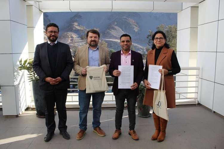 SEA Atacama y Universidad de Atacama firman convenio