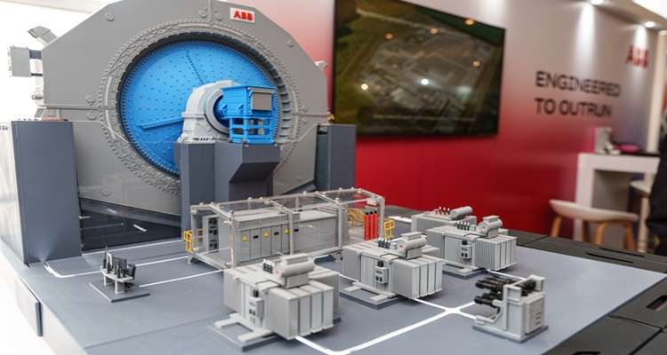 ABB impulsa la IA en minería para una industria más eficiente.