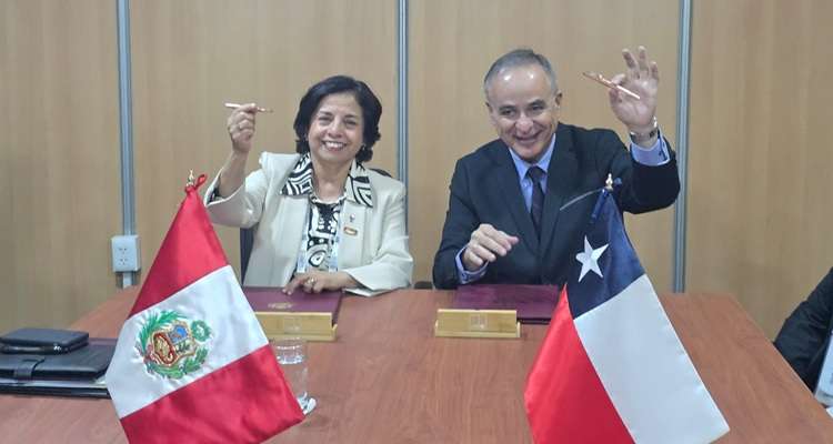 Chile y Perú firman memorándum de cooperación minera en Perumin 2025
