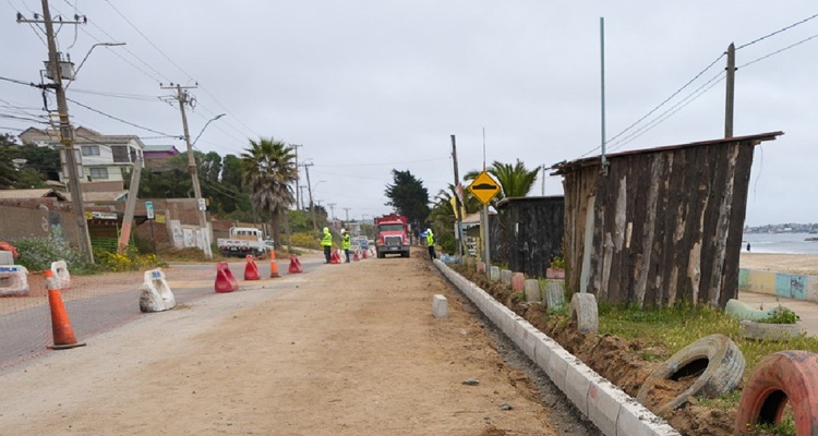 Codelco Ventanas inició pavimentación con escoria de cobre en Quintero