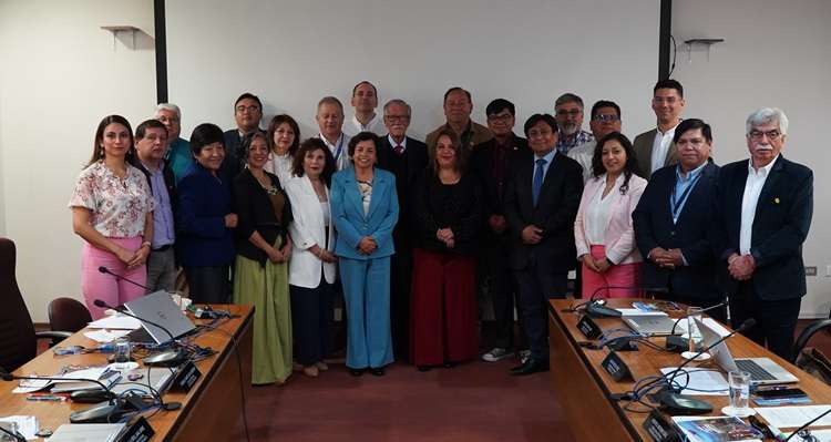 Gobierno Regional de Antofagasta y Enami firman millonario convenio