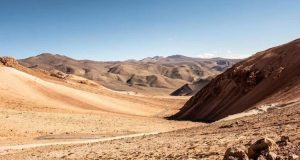 Golden Arrow obtiene aprobación ambiental de proyecto aurífero en Atacama