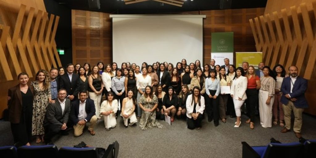 Anglo American y Educación Continua Santo Tomás