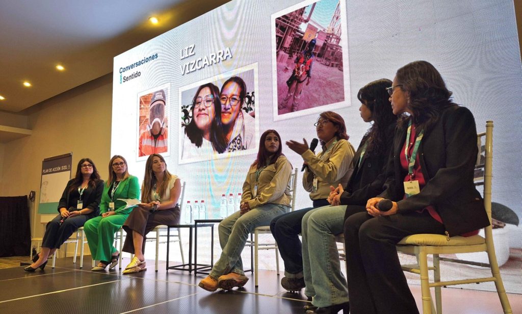 Más de 100 trabajadoras participaron en el encuentro de mujeres en Minera Antucoya