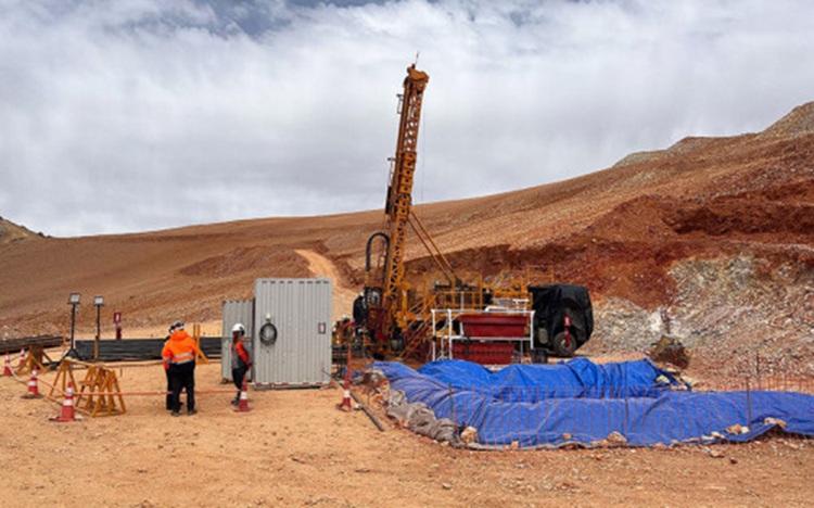 Accidente fatal en proyecto Valeriano obliga a suspender operaciones en Atacama