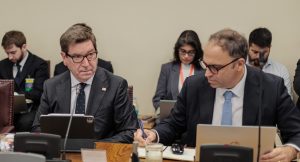 Biministro Mas presenta ejes para impulsar el crecimiento en Chile ante el Senado