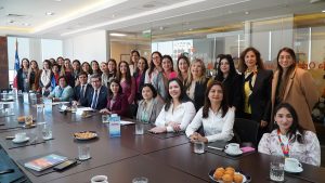 Mesa Mujer y Minería 2026 impulsa empleo femenino y liderazgo en la industria minera chilena