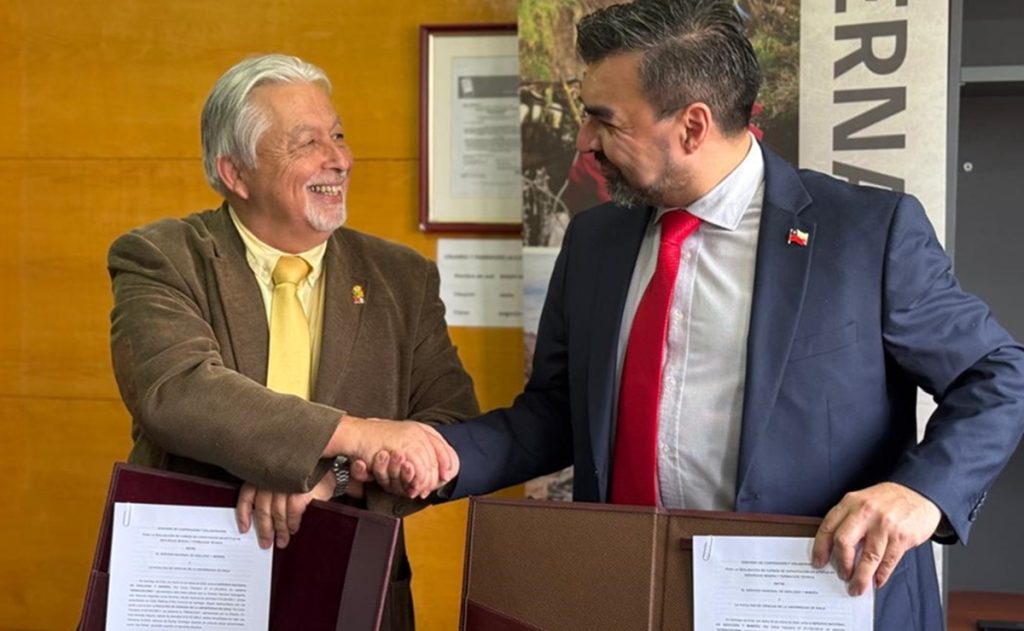 Sernageomin y Universidad de Chile firmaron un convenio para fortalecer seguridad minera