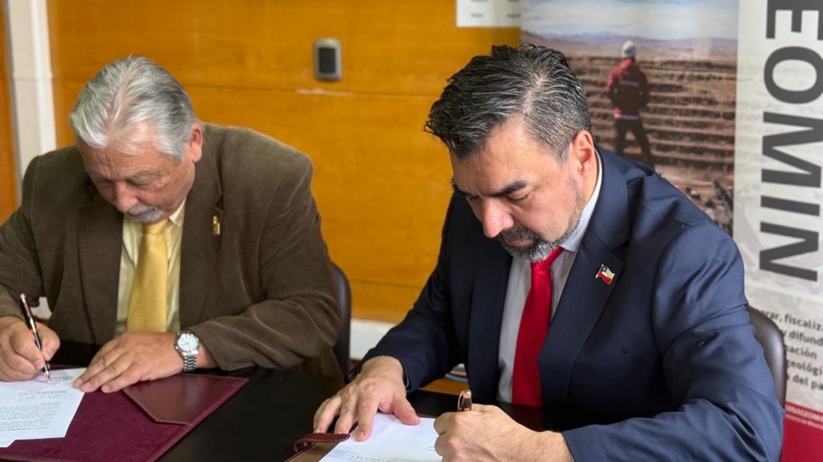 Sernageomin y Universidad de Chile firmaron un convenio para fortalecer seguridad minera