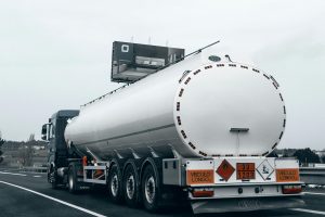 ASIQUIM desarrolla propuesta para fortalecer el transporte de sustancias peligrosas en Chile