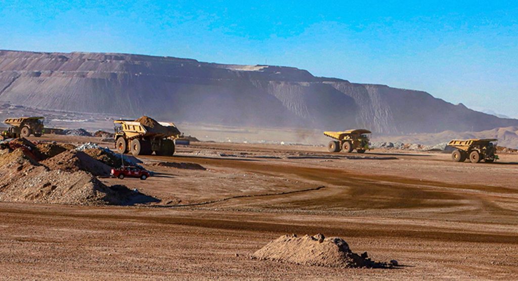 Codelco y Antofagasta Minerals comparten experiencias para fortalecer el control de emisiones