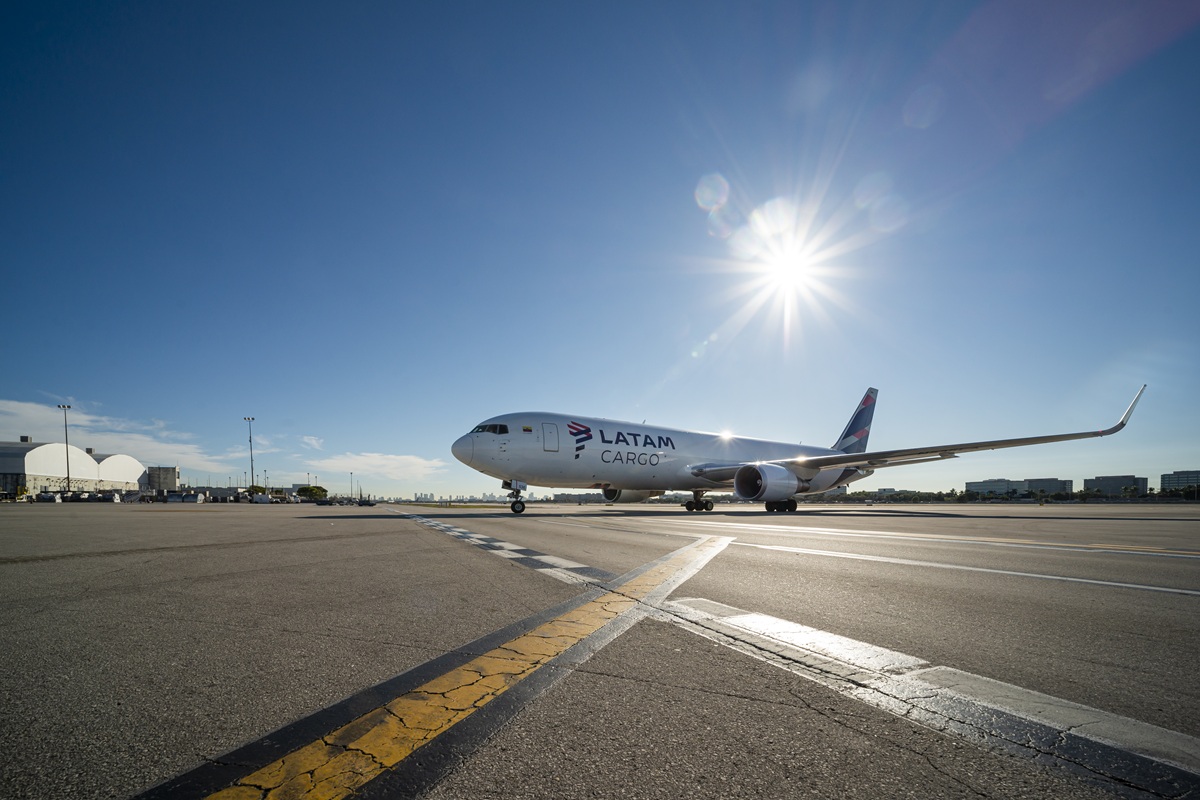 LATAM Cargo fortalece la logística minera con nueva ruta directa Frankfurt-Antofagasta