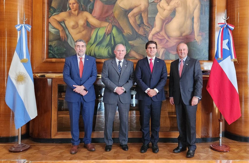 Chile y Argentina reactivaron Tratado de Integración y Complementación Minera durante una reunión bilateral