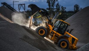 Cargadores frontales para minería: eficiencia y capacidad de carga en faena