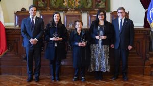 Ministerio de Minería entregó el Premio Karen Poniachik 2026 a tres mujeres destacadas en la industria minera chilena