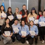 Volvo Trucks Chile gradúa a 10 conductoras y recibe a 17 nuevas becadas de su programa Iron Women