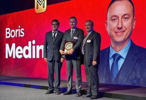 Presidente de Minera El Abra recibe premio de la Asociación de Industriales de Antofagasta
