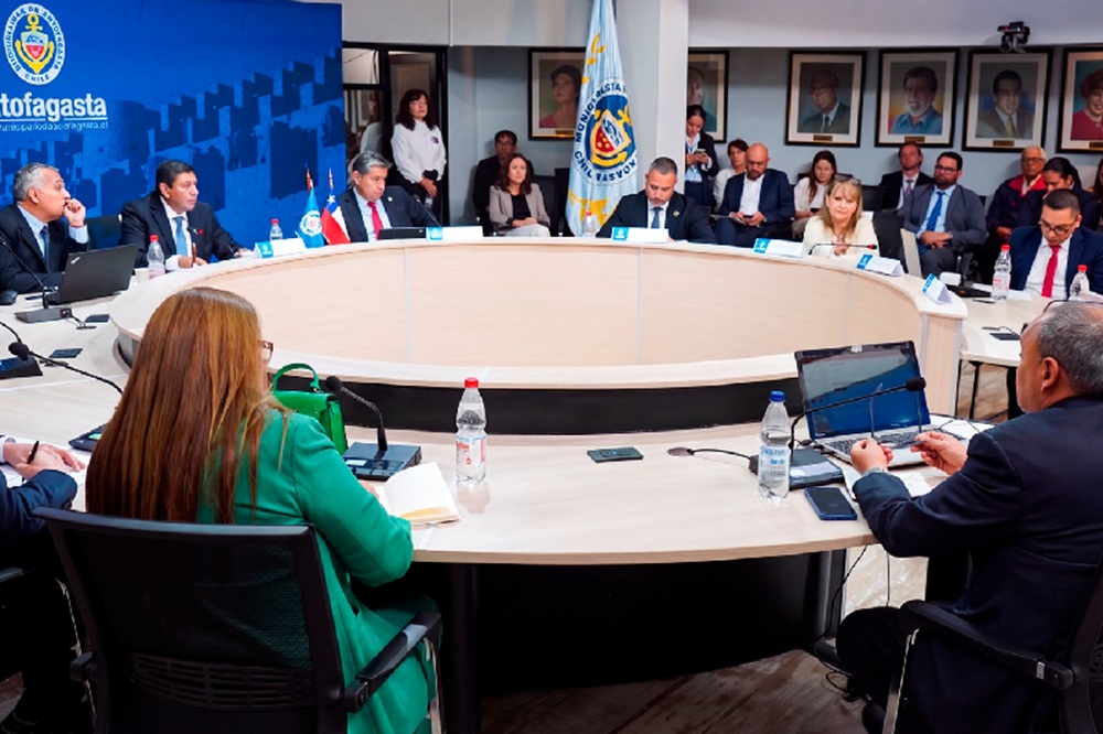 Comisión de Minería analiza la seguridad minera en Antofagasta tras recientes accidentes fatales