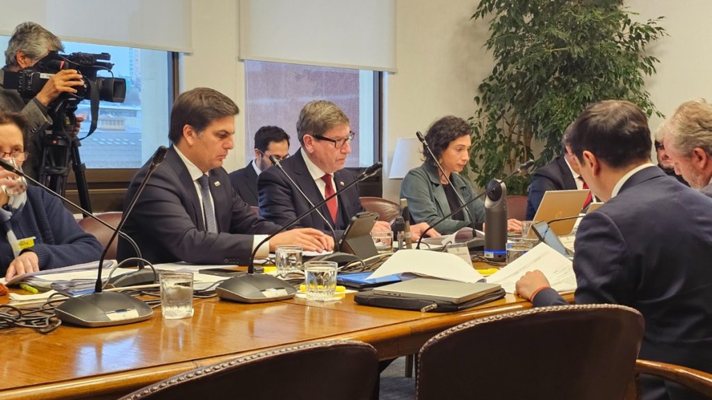 Comisión del Senado aprueba proyecto que simplifica el régimen de patentes mineras