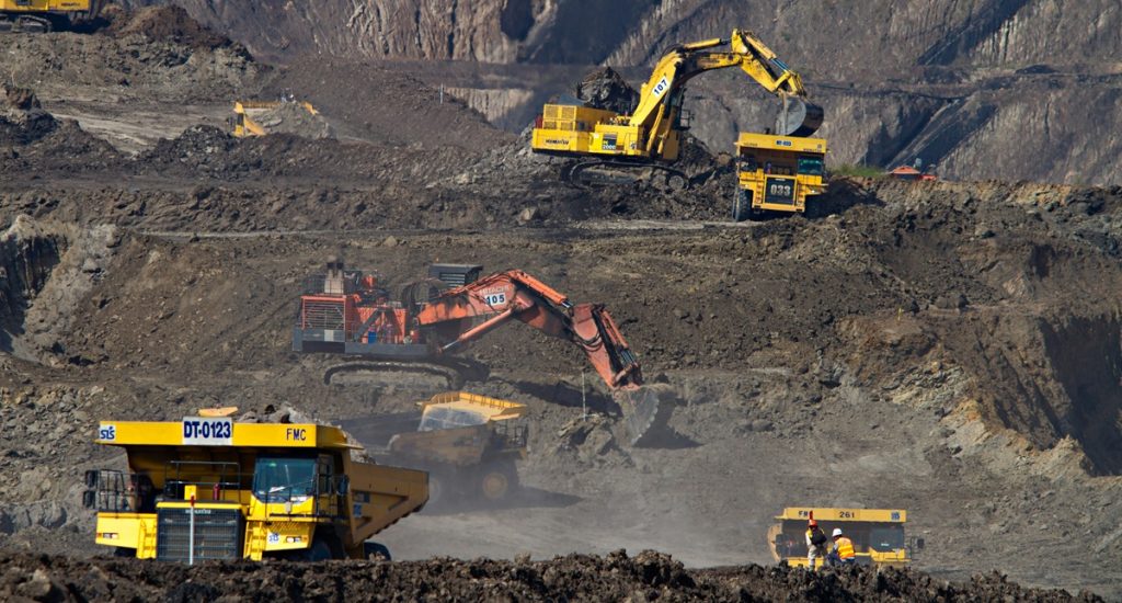 Gobierno suspende remates mineros de pequeños productores afectados por temporales